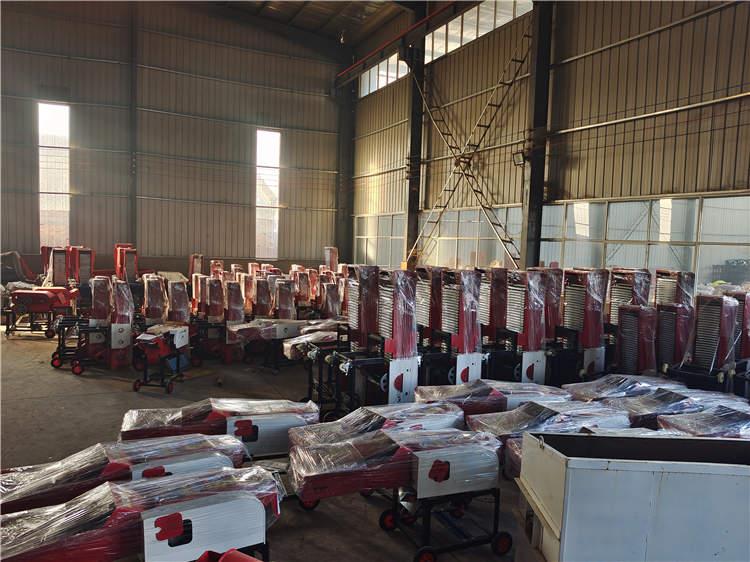 郑州铭德为养殖户、畜牧养殖业提供便利，质量可靠，性能稳定，效率高的饲料加工机械。